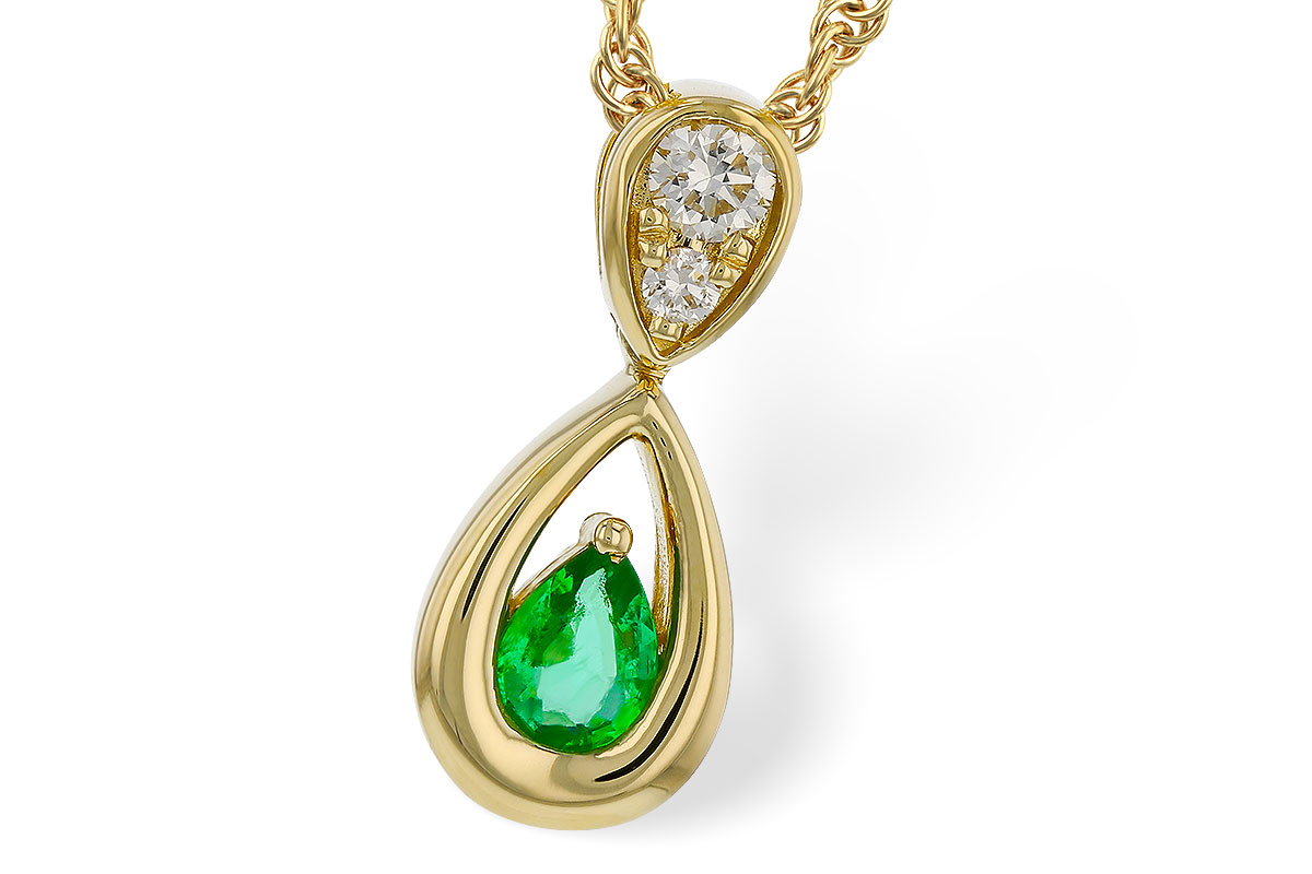 G274-86143: NECKLACE .10 EMERALD .16 TGW (4x3 EMER)