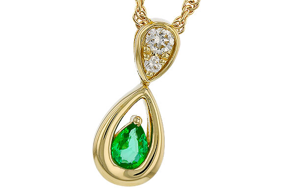 G274-86143: NECKLACE .10 EMERALD .16 TGW (4x3 EMER)